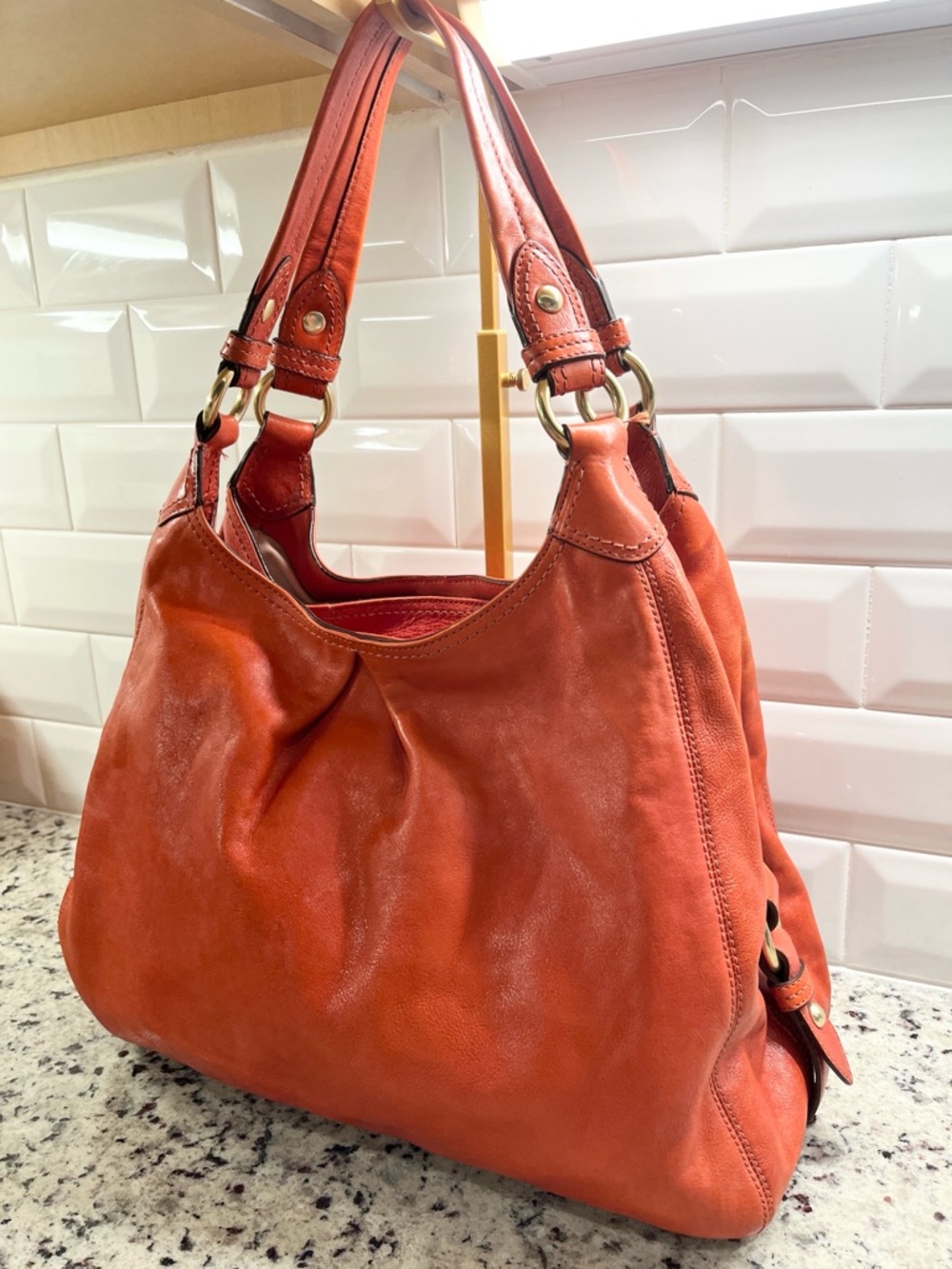 Coach Madison Maggie Hobo Shoulder Bag EUC - Picture 3 of 14